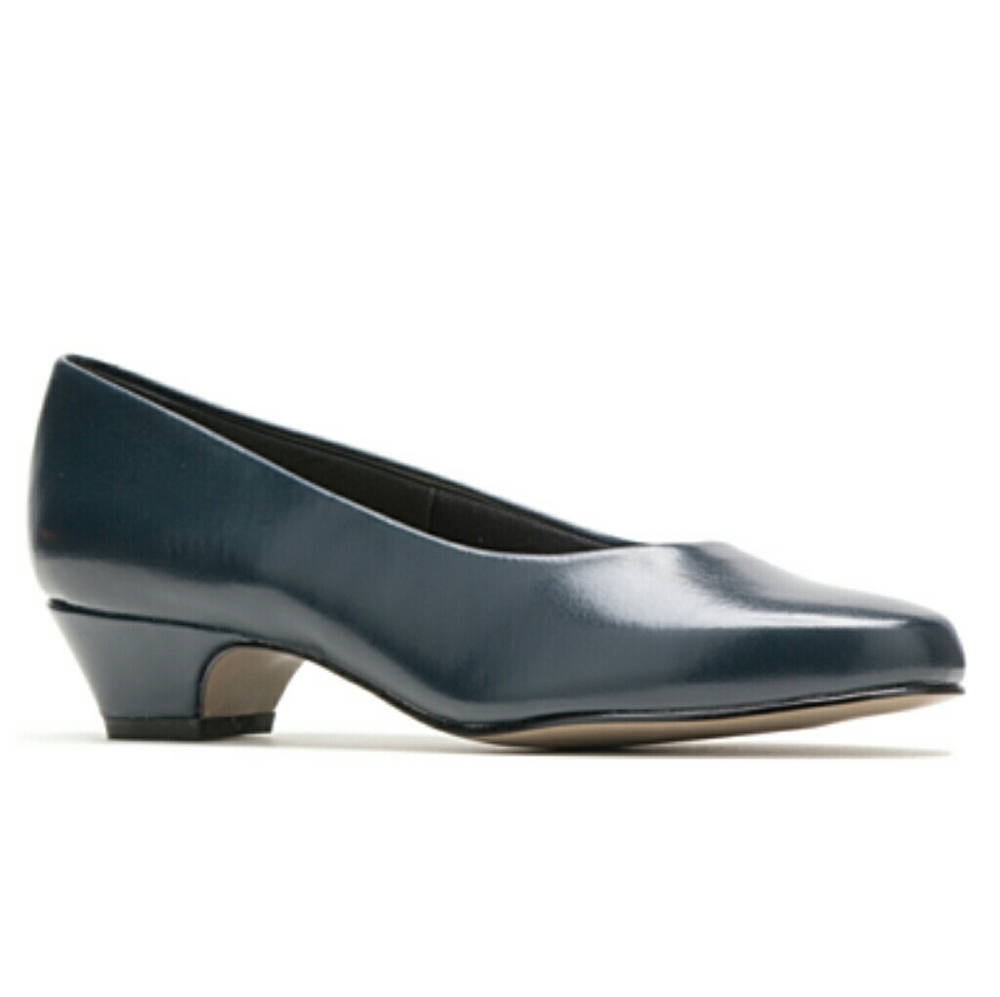 Soft Style Women's Angel II 1 1/4" heel
